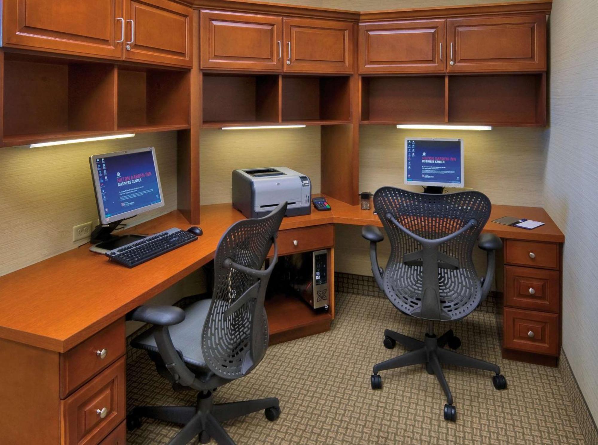 Hilton Garden Inn Lakewood Eksteriør billede