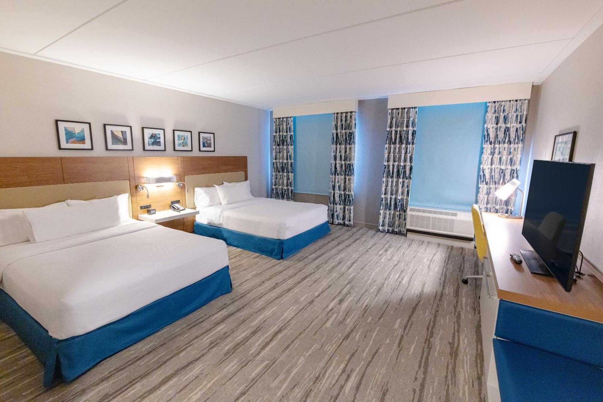 Hilton Garden Inn Lakewood Eksteriør billede