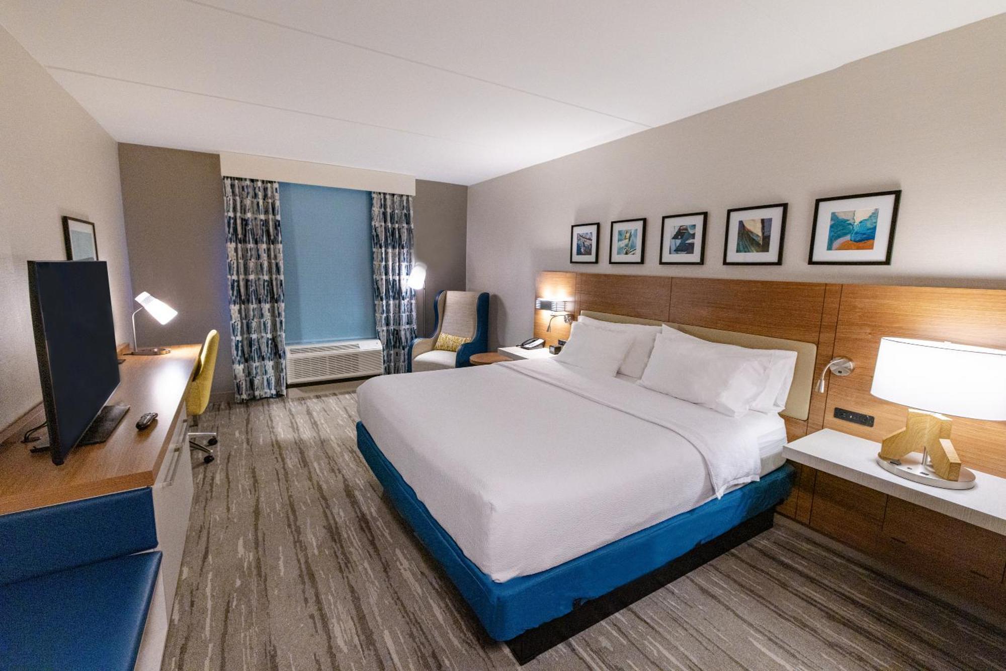 Hilton Garden Inn Lakewood Eksteriør billede