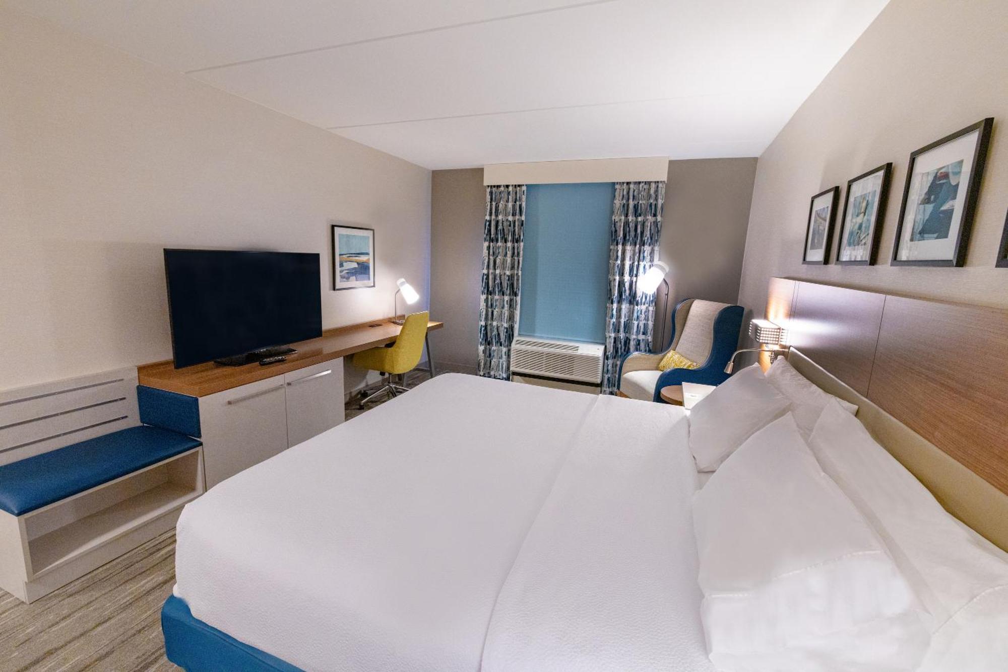 Hilton Garden Inn Lakewood Eksteriør billede
