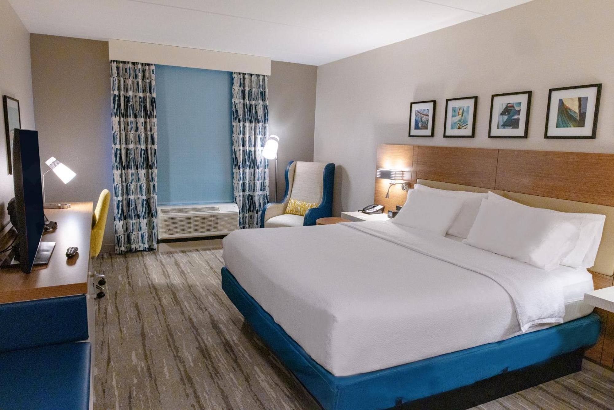 Hilton Garden Inn Lakewood Eksteriør billede